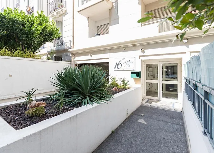 Appartement Comfortable 1 Bdr Downtown - Ac & Parking