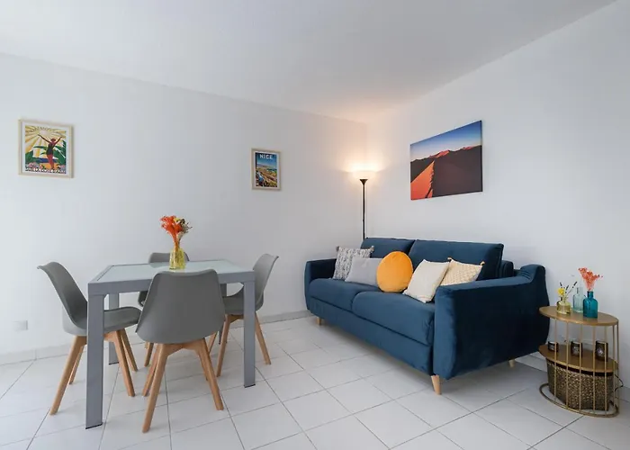 Appartement Comfortable 1 Bdr Downtown - Ac & Parking