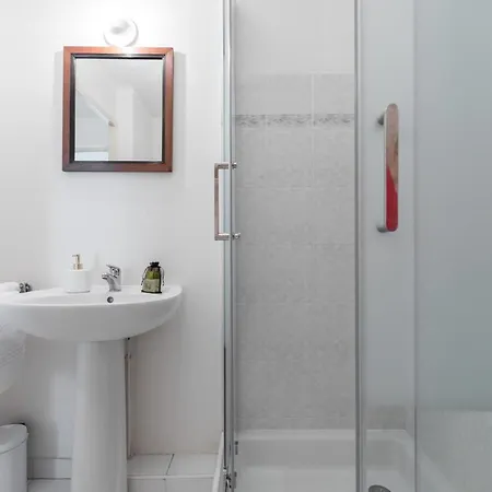 Lejlighed Comfortable 1 Bdr Downtown - Ac & Parking *