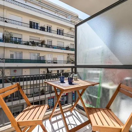 Comfortable 1 Bdr Downtown - Ac & Parking * 尼斯