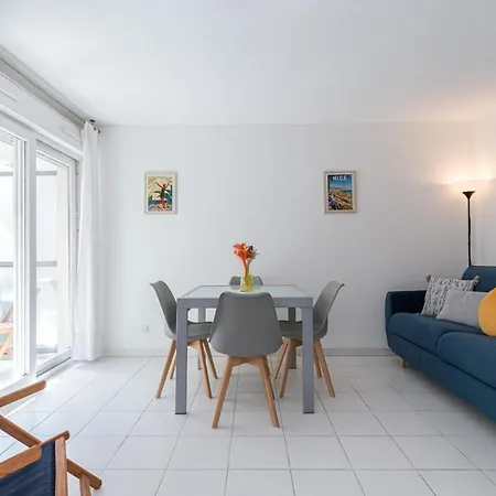 Comfortable 1 Bdr Downtown - Ac & Parking Apartment