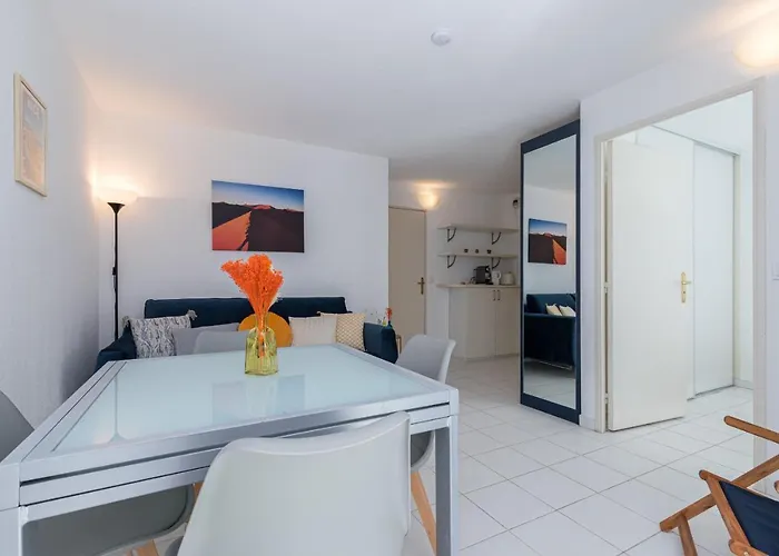 Comfortable 1 Bdr Downtown - Ac & Parking *