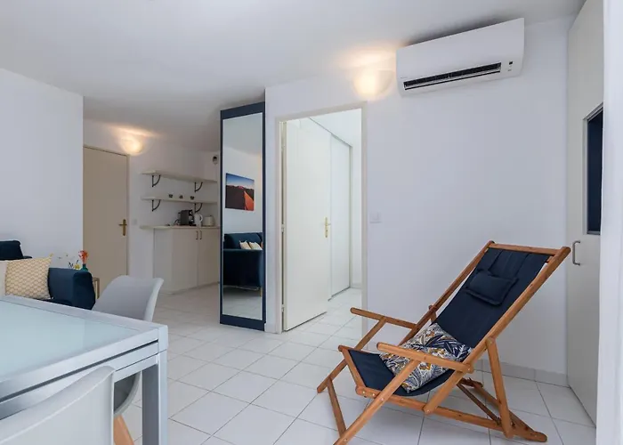 Comfortable 1 Bdr Downtown - Ac & Parking * ניס